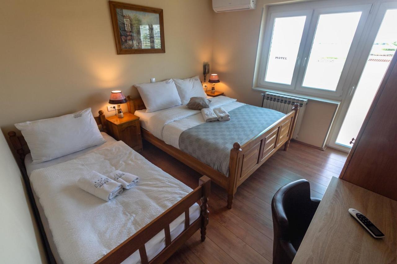 Laktaši Motel Atos المظهر الخارجي الصورة