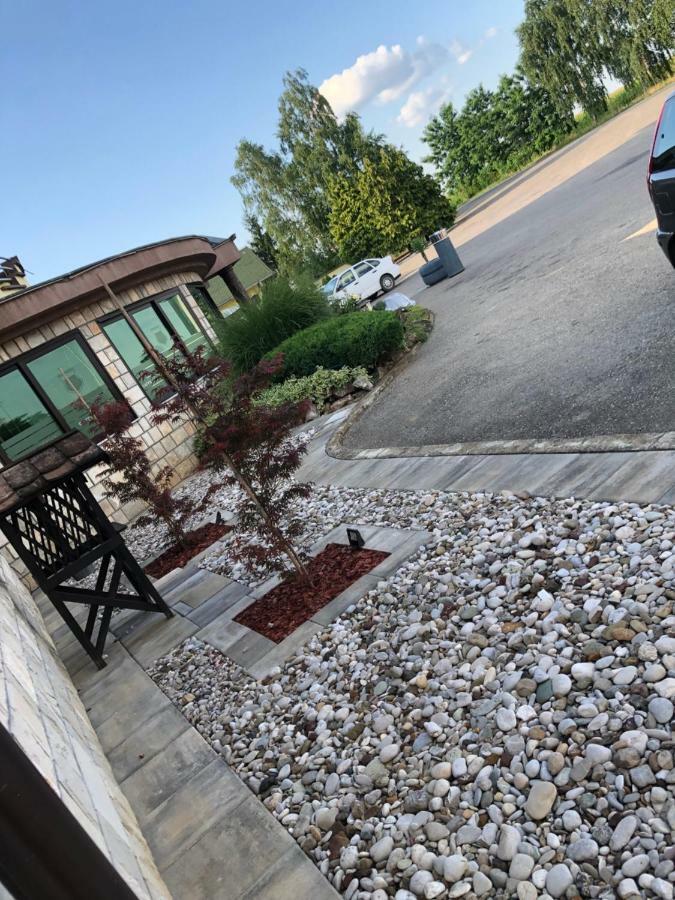 Laktaši Motel Atos المظهر الخارجي الصورة